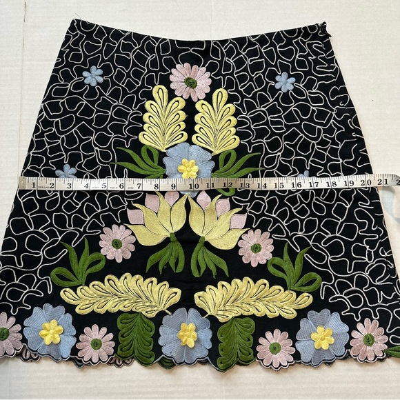 ANTHROPOLOGIE Snak Embroidered Multi Color Floral A Line Skirt SZ 6 - Picture 10 of 12
